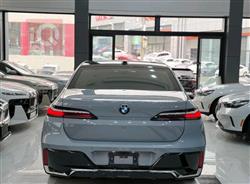 بي ام دبليو الفئة 7